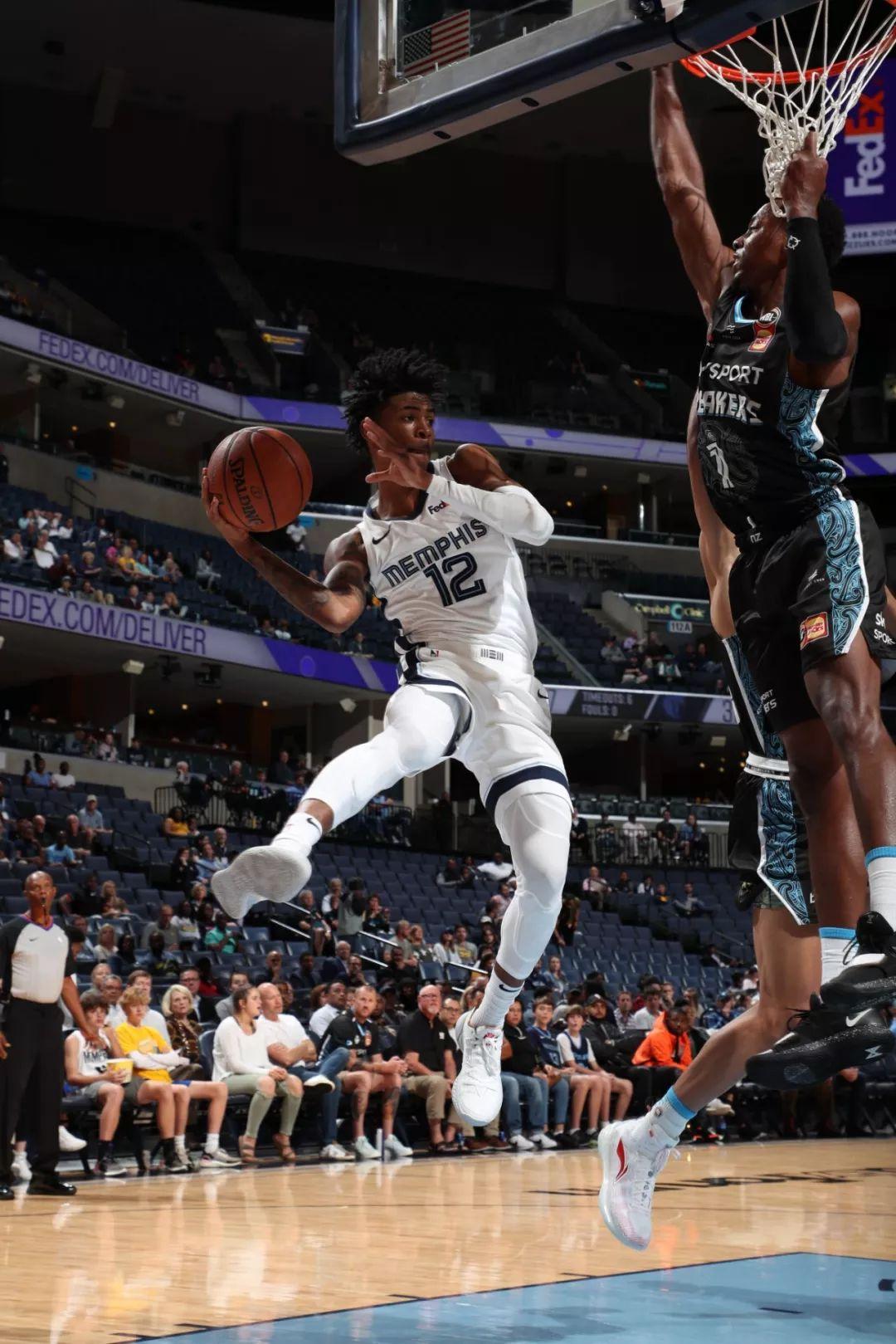 包含社区盾倒计时，莱比锡加时末段再遭质疑，细节引发关注，媒体盛赞，球队文化再被提及的词条