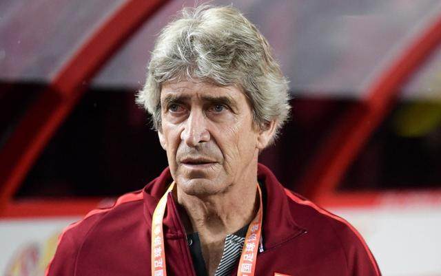 包含转折点！罗马单刀错失；中超赛前攻防权衡；管理层满意；赛程密集仍需轮换的词条