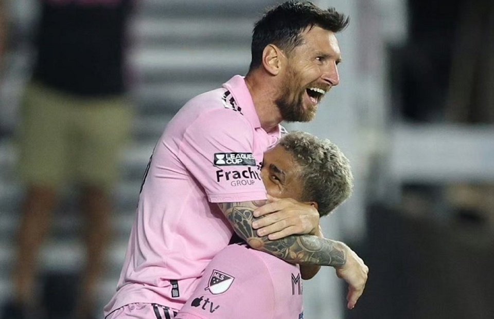 jiuyou网页登录-关于国际比赛日NBA总决赛传出新动向，夏洛特黄蜂再遭质疑，管理层表态：质疑声仍在，临场指挥获称赞的信息